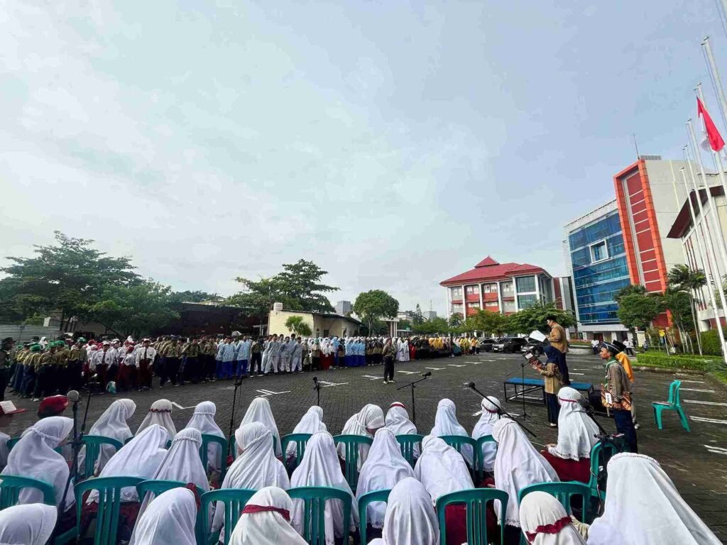 Upacara Milad ke-113 Muhammadiyah PCM Mulyorejo: Meneguhkan Penguatan di Akar Rumput