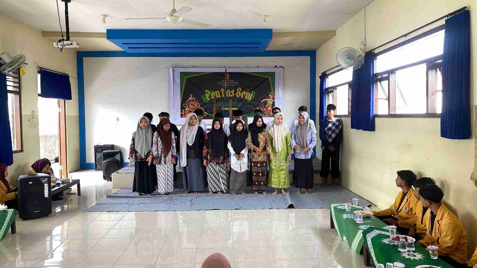 Ingin Dikenang Seluruh Warga Sekolah: PR IPM MTs Muhammadiyah 14 Laren Gelar Pentas Seni Menjelang Akhir Jabatan