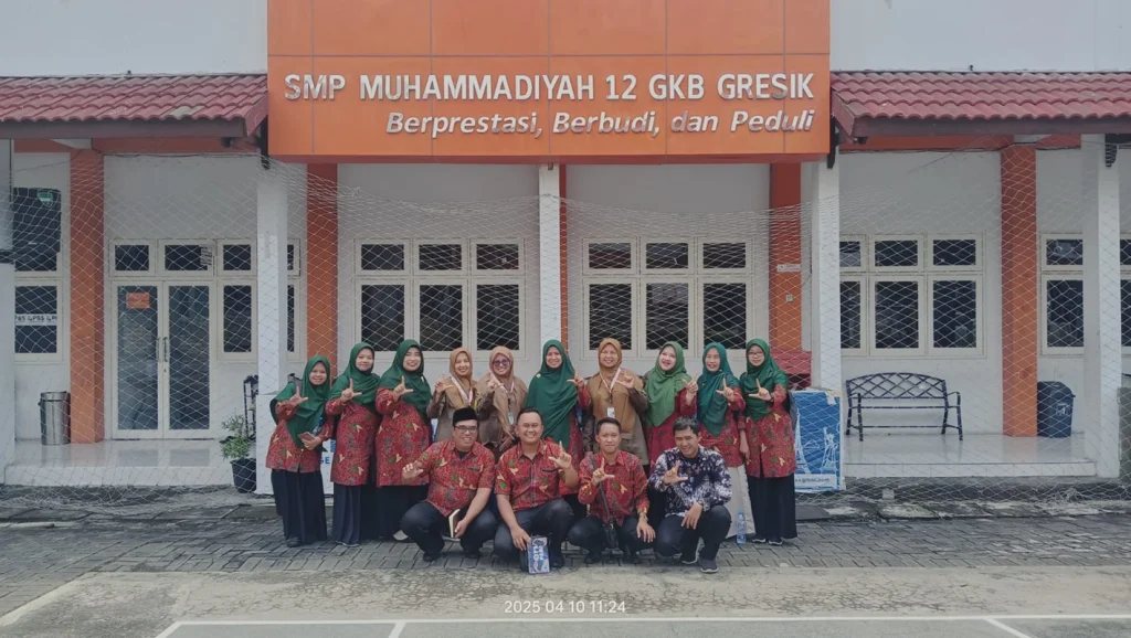 Studi Sharing, SMP Mulia Sidoarjo Kunjungi Spemdalas