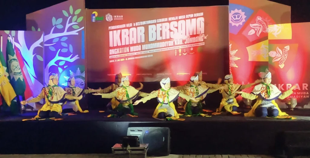 Athfal MIM 3 Jogoroto Memukau di Pengukuhan Kwarda HW Jombang