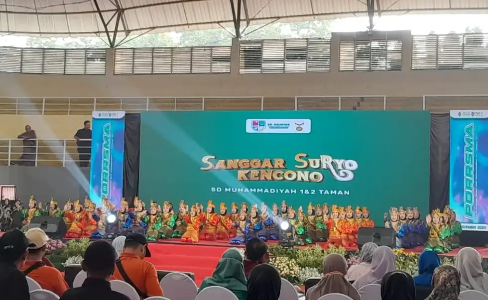 50 Penari Mumtaz Tampilkan Tari Saman di Gelora Delta Sidoarjo (2)