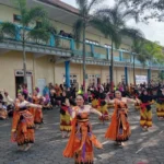 Penampilan Tarian Panorama Meriahkan Pembukaan Dies Natalis ke-47 SMP Mutu Sempu