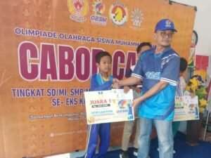 Berasal dari Sekolah Kecil, Tumbangkan Sekolah-Sekolah Besar
