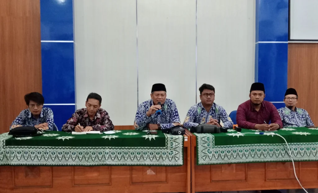 Majelis Dikdasmen PDM Banyuwangi Adakan Silaturahmi dengan Guru di SMK Muda Genteng