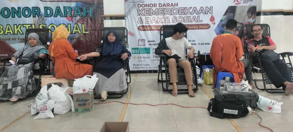 Penuh Khidmat, Donor Darah dan Bakti Sosial di PRM Jajartunggal Wiyung