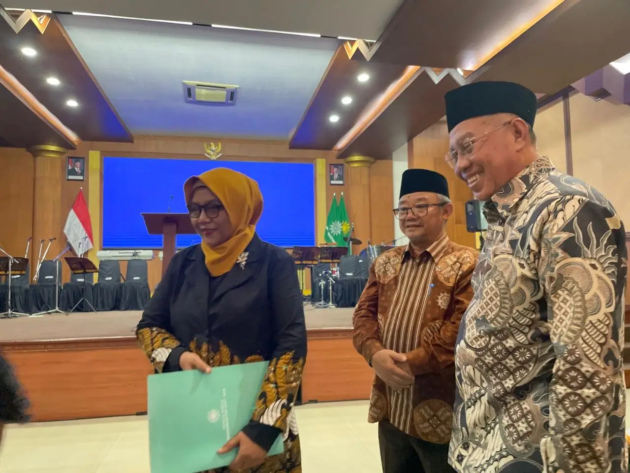 Kenang Marsinah, PWM Jatim Anugerahkan Penghargaan Khusus Disaksikan Haedar Nashir dan Abdul Mu’ti
