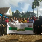 Buatkan Apotek Hidup, Mahasiswa Ini Bangunkan Green House Warga Desa