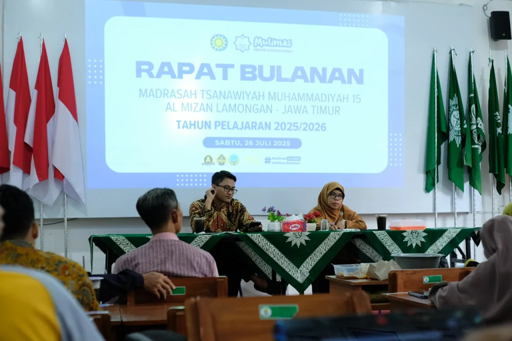 Teguhkan Niat dan Semangat, MTs Muhammadiyah 15 Al Mizan Gelar Rapat Bulanan