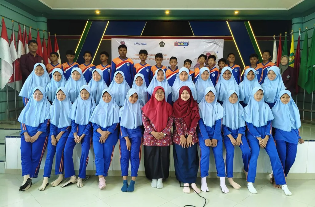 Tim Peneliti Umla Kembangkan Media Educandy untuk Tingkatkan Kualitas Pembelajaran Bahasa Inggris di MTs Muhammadiyah 13 Solokuro