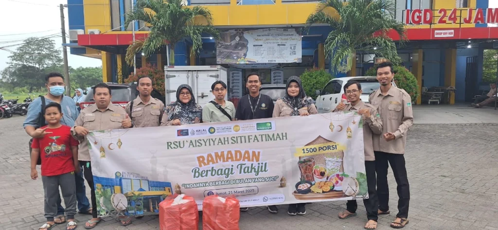 RSU ‘Aisyiyah Siti Fatimah Tulangan Bagikan 1.400 Takjil Gratis di Bulan Ramadan