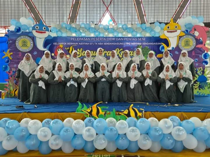 Emak-Emak Terpukau Saat Tampil di Pensi PAUD Aisyiyah Sendangagung