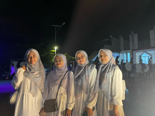 Miniatur Islami Karya Siswa SMPM 13 Menyedot Antusias Masyarakat pada Tarhib Ramadan