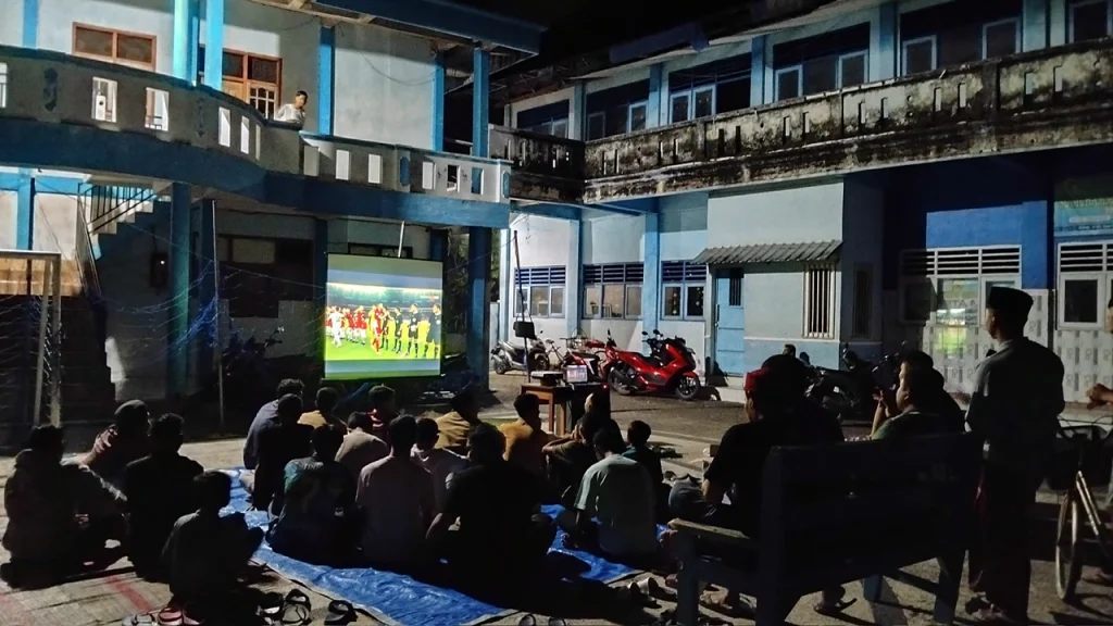 PCPM Kedungpring Menanamkan Jiwa Nasionalisme: Nobar Timnas Indonesia