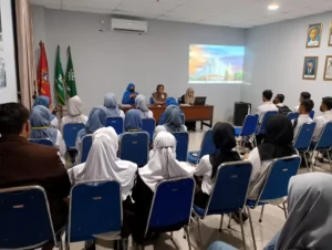 SMKM 1 Blitar Serahkan Siswa PKL ke RSI Aminah Blitar: Siap Hadapi Dunia Kerja