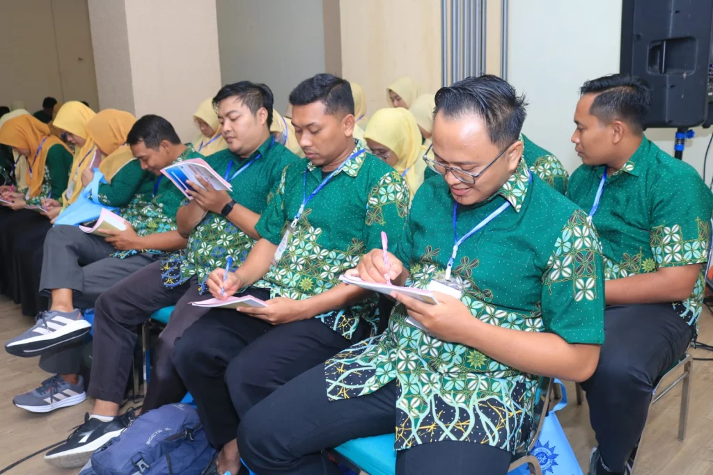 Perjalanan Panjang Peserta Baitul Arqam dari Babat ke Malang Disambut dengan Pretest