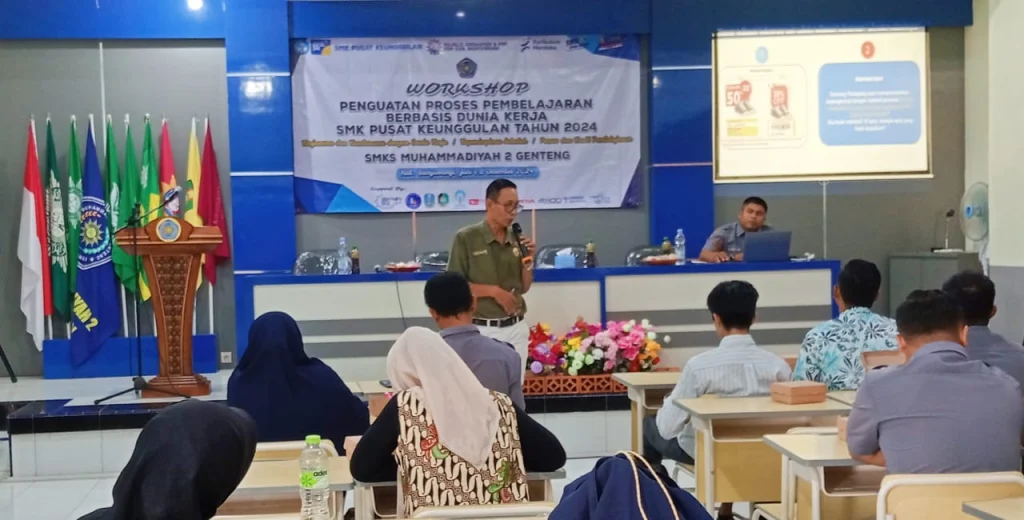 Pesan Penting Pengawas SMK Banyuwangi di SMK Muda Genteng