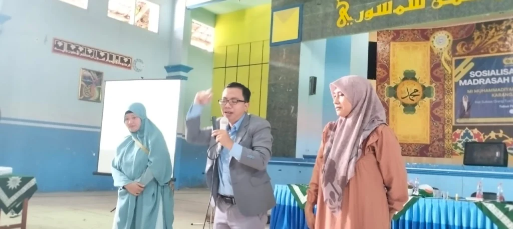 Seminar Parenting untuk Bersinergi Mendidik Anak antara Madrasah dan Orang Tua
