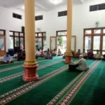 Santri MBS Al-Hikmah Banyuwangi Belajar Bersosialisasi di Masyarakat melalui Program Santri Berkhidmat