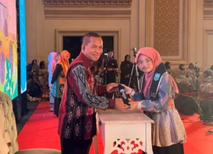 Bukan Wisuda, Mudipat Ganti Kelulusan dengan Apresiasi Prestasi dan Karakter Siswa