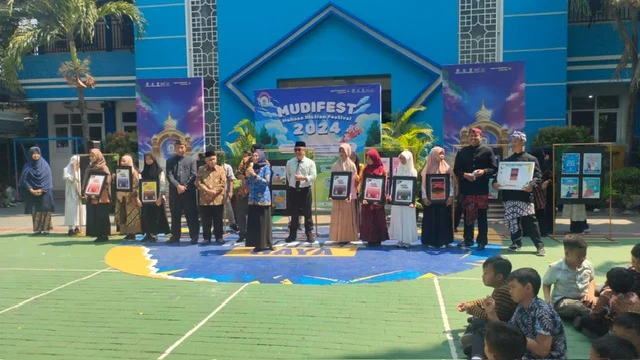 SD Muhammadiyah 1 Ngawi Luncurkan 30 Karya dalam Peringatan Bulan Bahasa