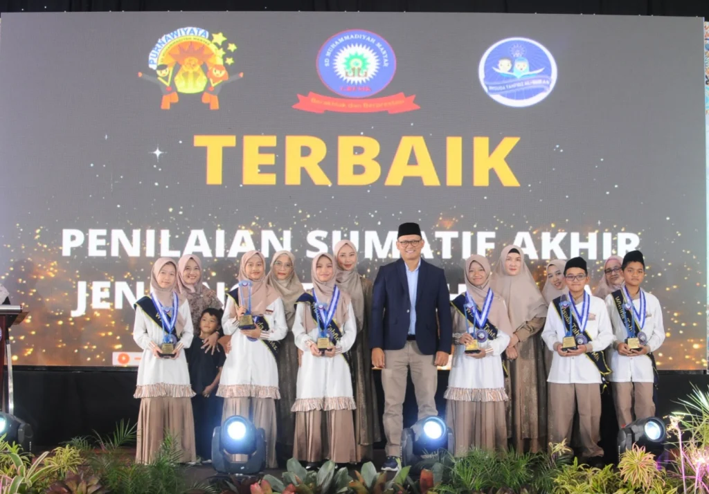 Adorable Generation SDMM Banjir Penghargaan