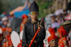 Rayyan, Bocah Penari di Ujung Perahu yang Menghipnotis Dunia