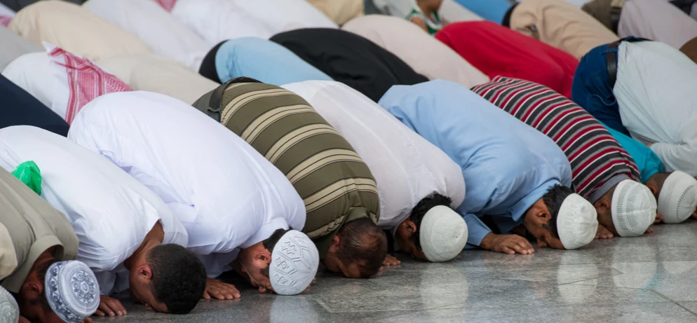 Apakah Tarawih sama dengan Tahajud dan Shalat Malam?