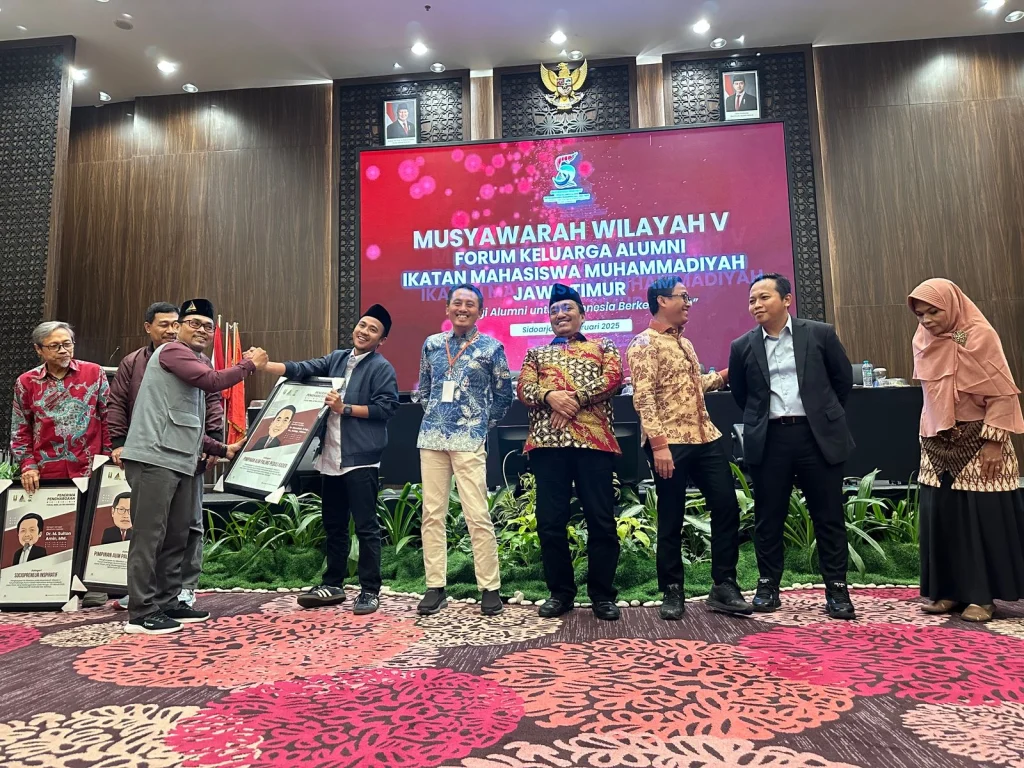 Musywil V Fokal IMM Jatim: Penganugerahan Fokal IMM Award untuk Alumni Berprestasi