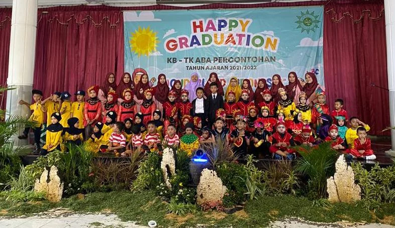 Wonderland Indonesia Meriahkan Pentas Sekolah Ini