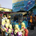 Belajar di Atas Kereta Kelinci, Para Siswa Dapat Ilmu Model Begini