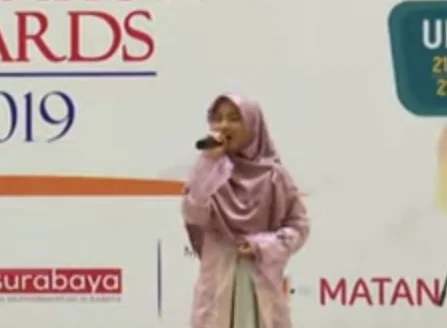 Suara Dua Siswa Ini Membuka dan Menutup Ajang ME Award