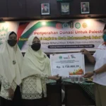 AMM Babat Serahkan Donasi Palestina Rp 14 Juta