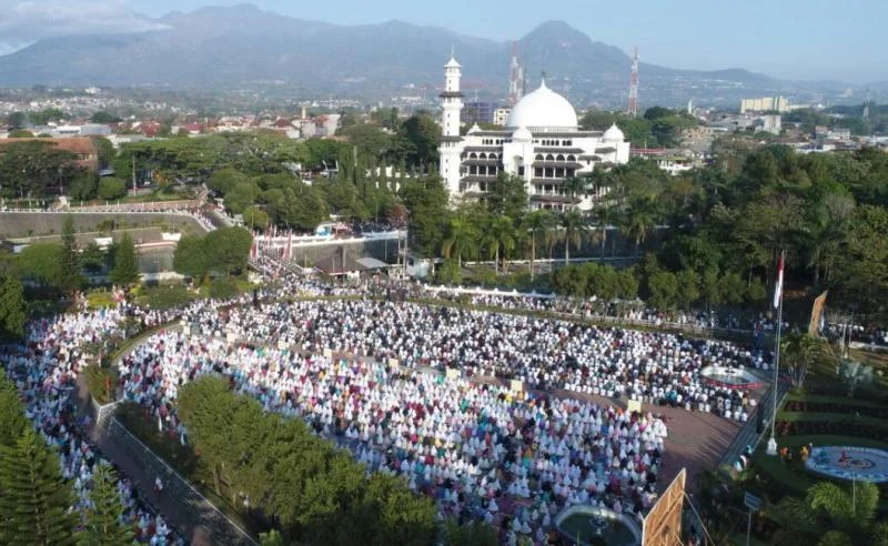 Busyro Muqoddas: Urusan Dunia Menjadikan Manusia Lupa Diri dan Tuna Moral