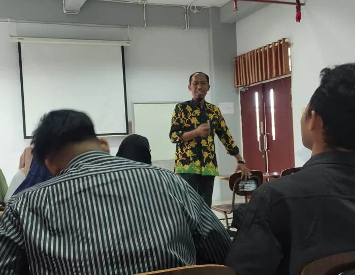 Kuliah Tasawuf Tak Menjamin Jadi Sufi