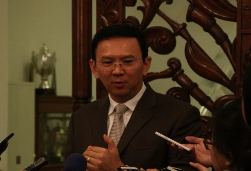 Setelah Ahok Tersangka: antara Lega dan Khawatir  