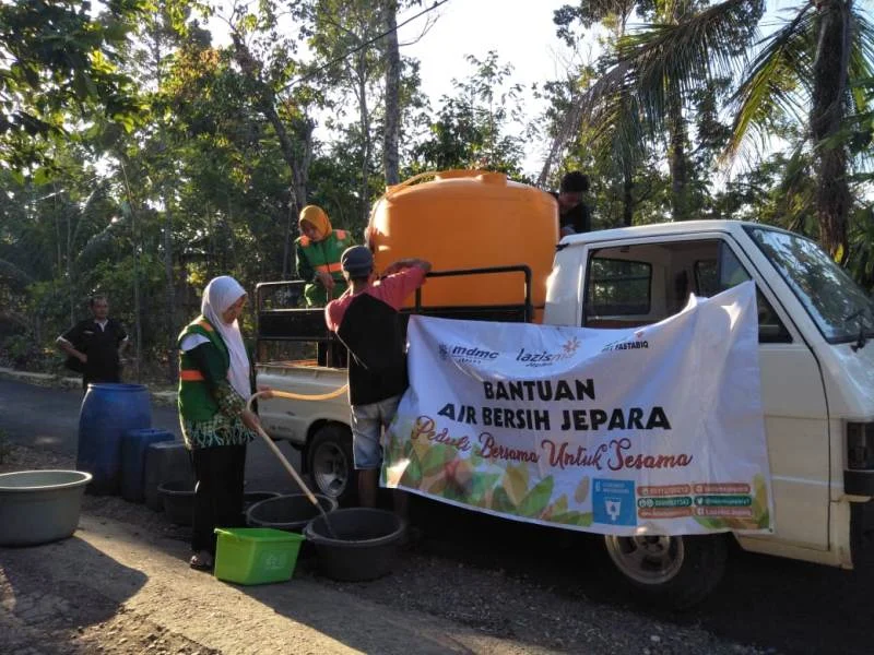 Air Lazismu Datang Membantu Desa Kekeringan di Jepara