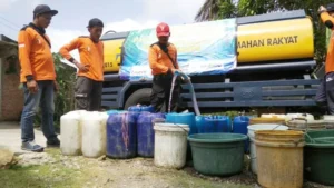 Ketiga Kalinya Muhammadiyah Kirim Bantuan Air untuk Warga Kalibatur