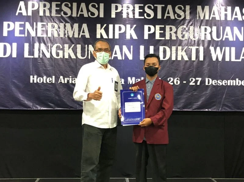 Mahasiswa Ekonomi Umla Raih Penghargaan Prestasi dari LLDikti