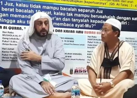 Penusuk Ulama Pasti Orang Gila