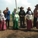 Ulah Para Siswa Ini Membuat Guru Tak Kuasa Nahan Tangis