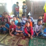 Bermain Outbound sambil Praktik Shalat Jamak Qasar