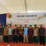 Di Sela Reuni, Alumni Pondok Modern Melakukan Ini