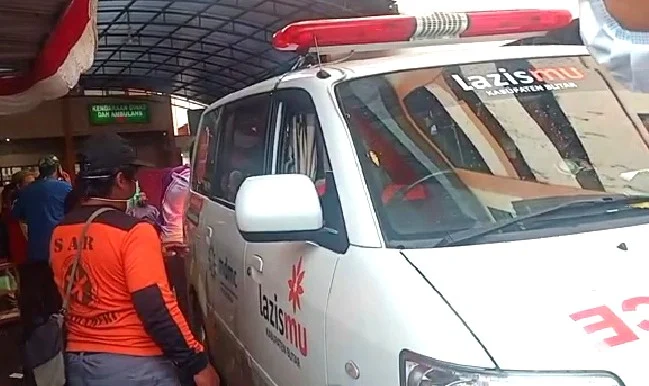 Tragedi Kanjuruhan, Lazismu Jatim Siagakan Ambulans di RSUD Saiful Anwar Malang