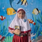 Hafal Tujuh Juz Siswa Ini Terima Beasiswa