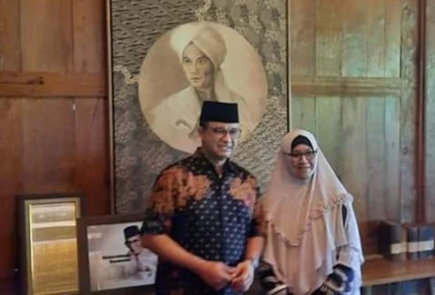 Warga Kauman Kirim Batik ke Anies Baswedan, Ini Makna di Baliknya