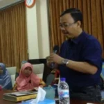 In Memoriam Arief Santosa, Gara-Gara Tulisannya, Dia Dicari Istri Walikota