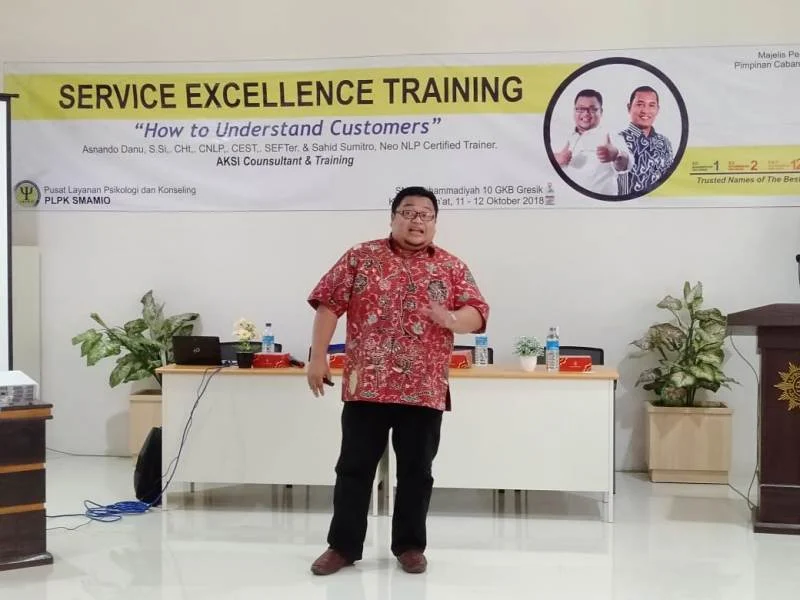 Sales Rokok Saja Pede Tawarkan Produk, Apalagi Sales Sekolah Unggulan