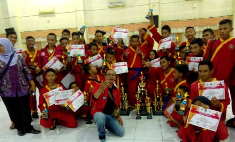 Tapak Suci Bondowoso Rajai Rektor Cup Unmuh Jember