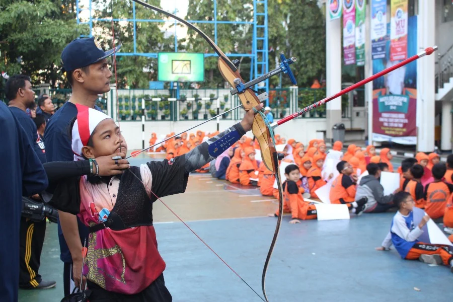 Dor! Balon Meletus Terkena Anak Panah Tandai Launching 9 Program Unggulan Baru Mudipat