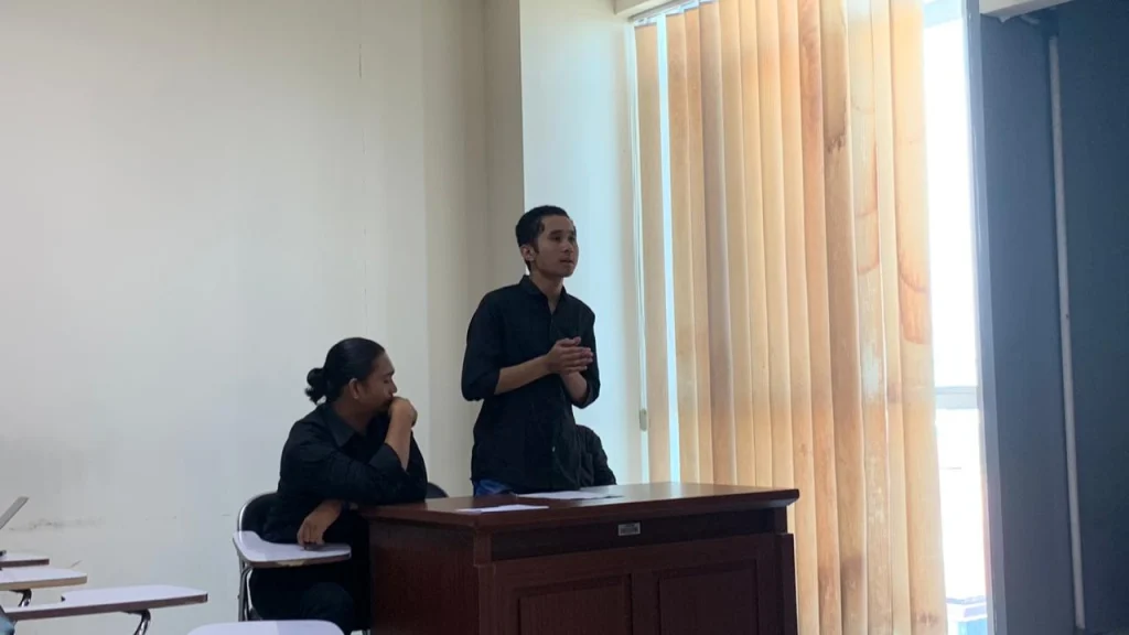 Peringati Milad, Fakultas Hukum UM Surabaya Adakan Lomba Debat